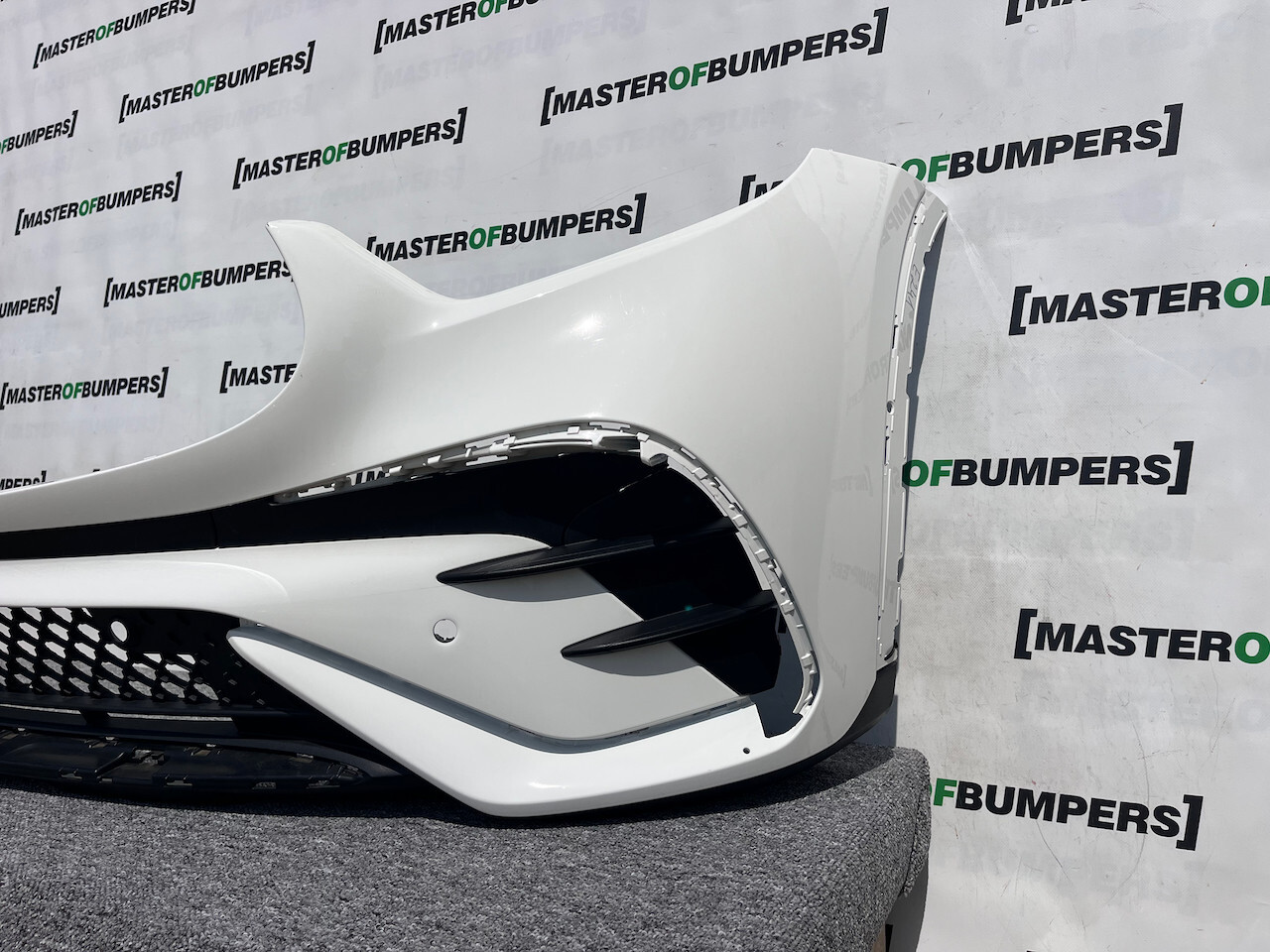 Mercedes Glc Amg Sport X254 A254 2024-on Front Bumper 4 Pdc Genuine [e241]