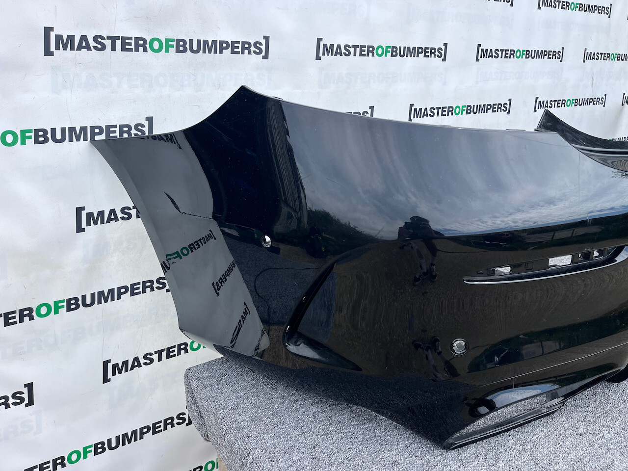 Mercedes C63 Amg Coupe Cabrio A205 2019-2023 Rear Bumper 6 Pdc Genuine [e244]