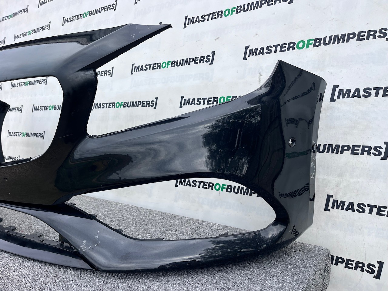 Mercedes A Class Amg A176 Lift Hatchback 2016-2019 Front Bumper Genuine [e263]