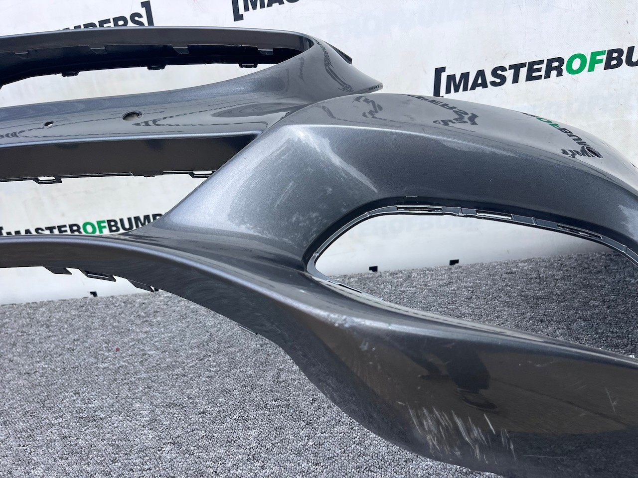 Mercedes C Class Se A205 Premium 2015-2018 Front Bumper 6 Pdc Genuine [e265]