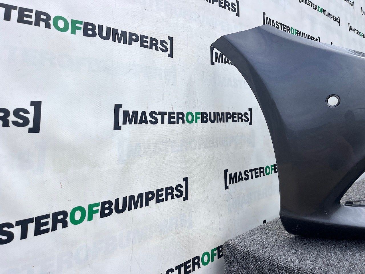 Mercedes C Class Se A205 Premium 2015-2018 Front Bumper 6 Pdc Genuine [e265]