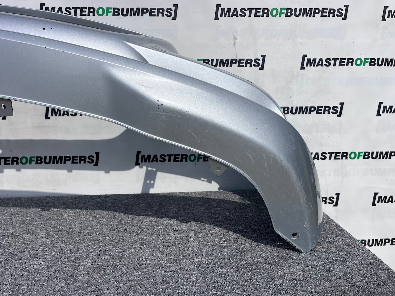 Mercedes Slk Se A172 Mk3 Cabrio 2012-2015 Front Bumper 6 Pdc Genuine [e268]