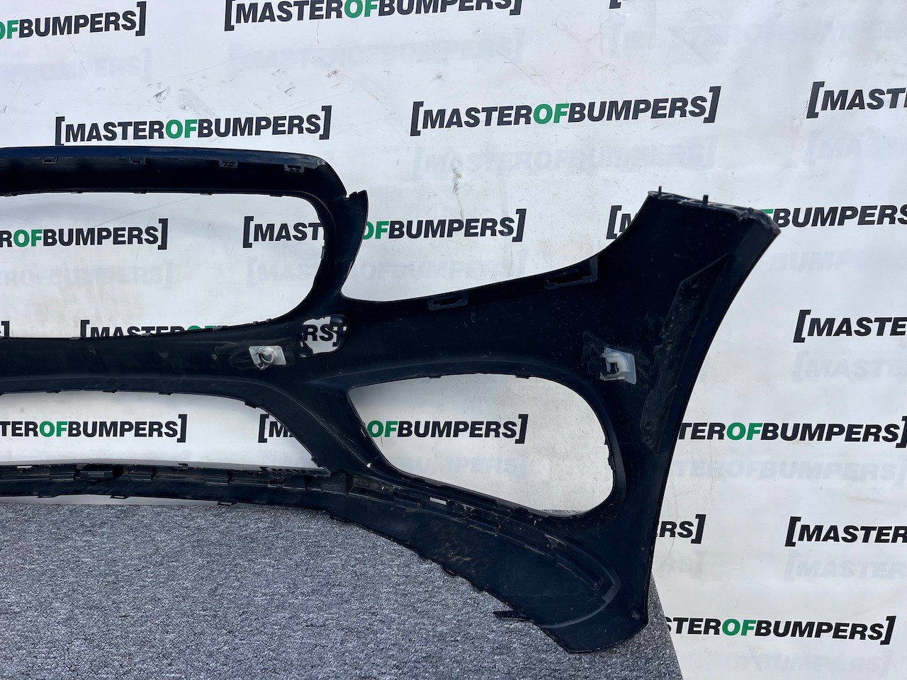 Mercedes C Class A205 Saloon Estate 2015-2018 Front Bumper 6 Pdc Genuine [e279]