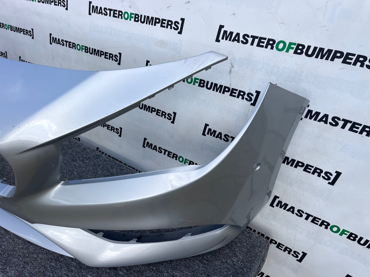 Mercedes Cla Amg A117 Lift Sport 2016-2019 Front Bumper 6 Pdc Genuine [e281]