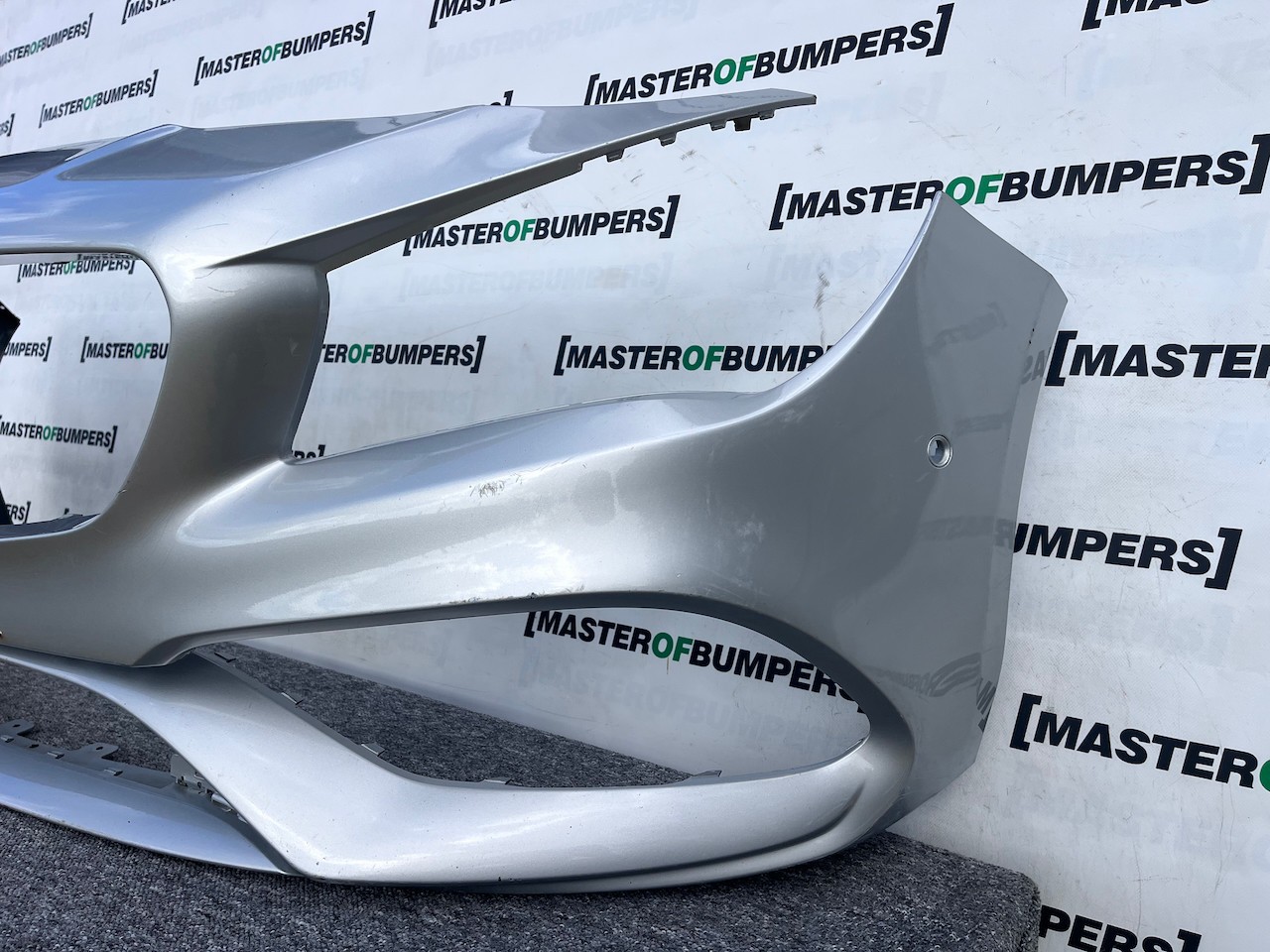 Mercedes Cla Amg A117 Lift Sport 2016-2019 Front Bumper 6 Pdc Genuine [e281]