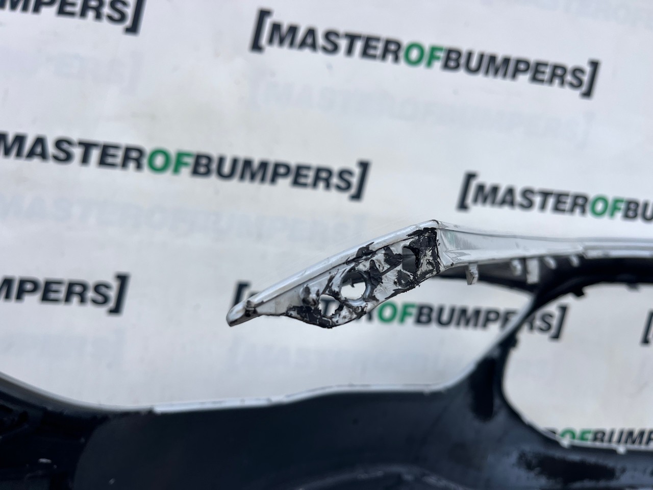 Mercedes Gla Sport Executiv A247 Mk2 2020-2023 Front Bumper 6 Pdc Genuine [e284]