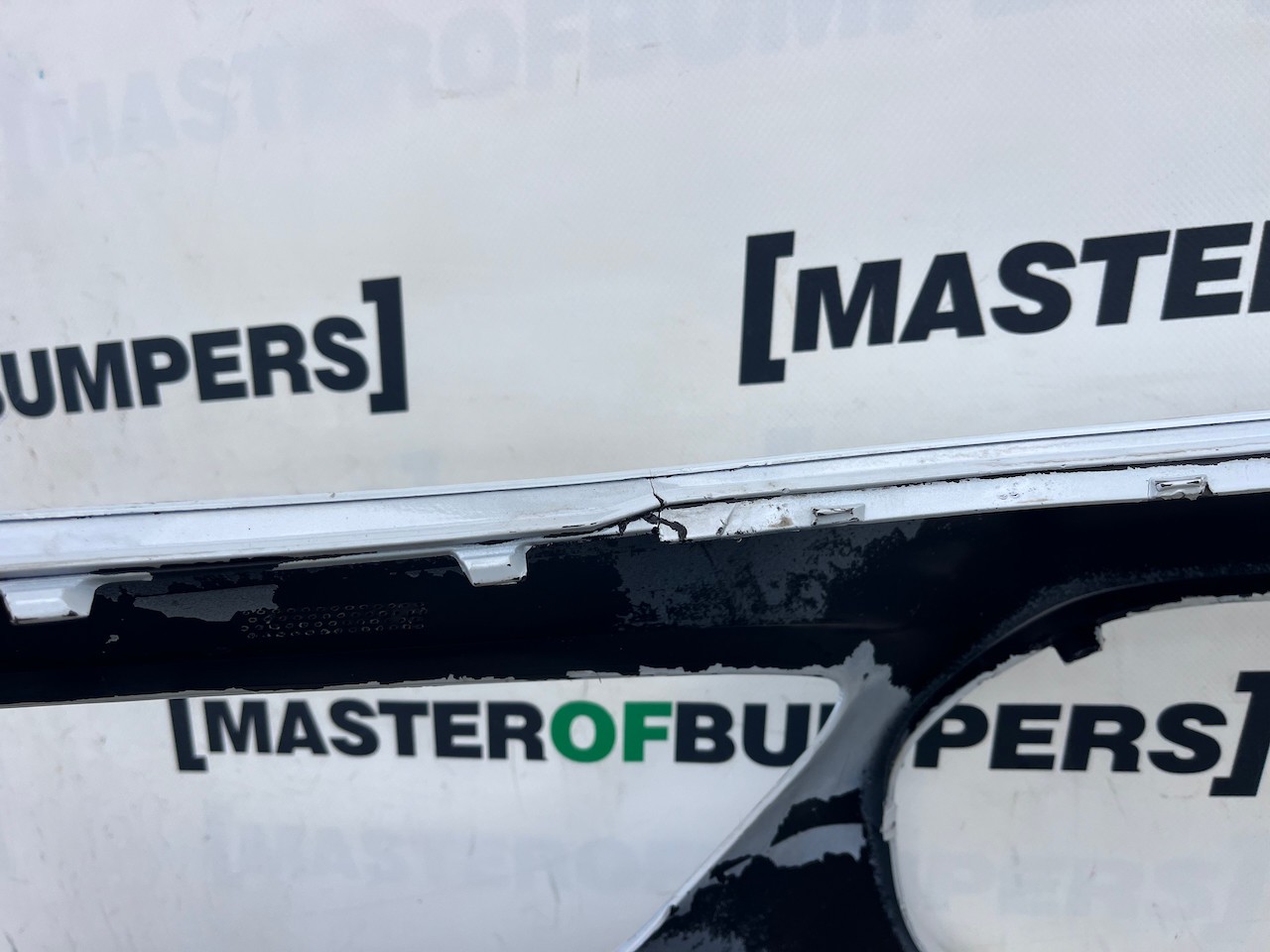 Mercedes Gla Sport Executiv A247 Mk2 2020-2023 Front Bumper 6 Pdc Genuine [e284]