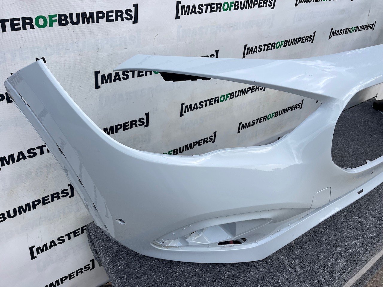 Mercedes Gla Sport Executiv A247 Mk2 2020-2023 Front Bumper 6 Pdc Genuine [e284]