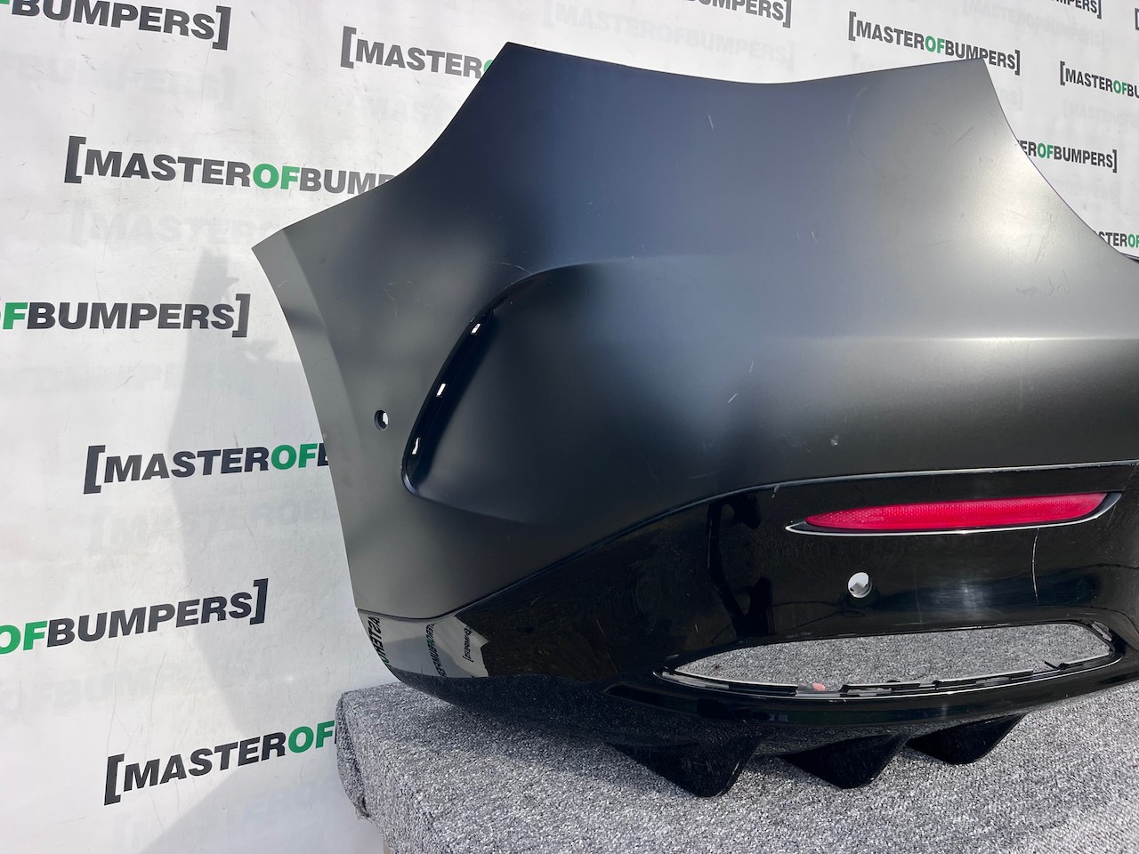 Mercedes Eqs 450+ Amg Premium 2022-2026 Rear Bumper 6 Pdc Genuine [e302]