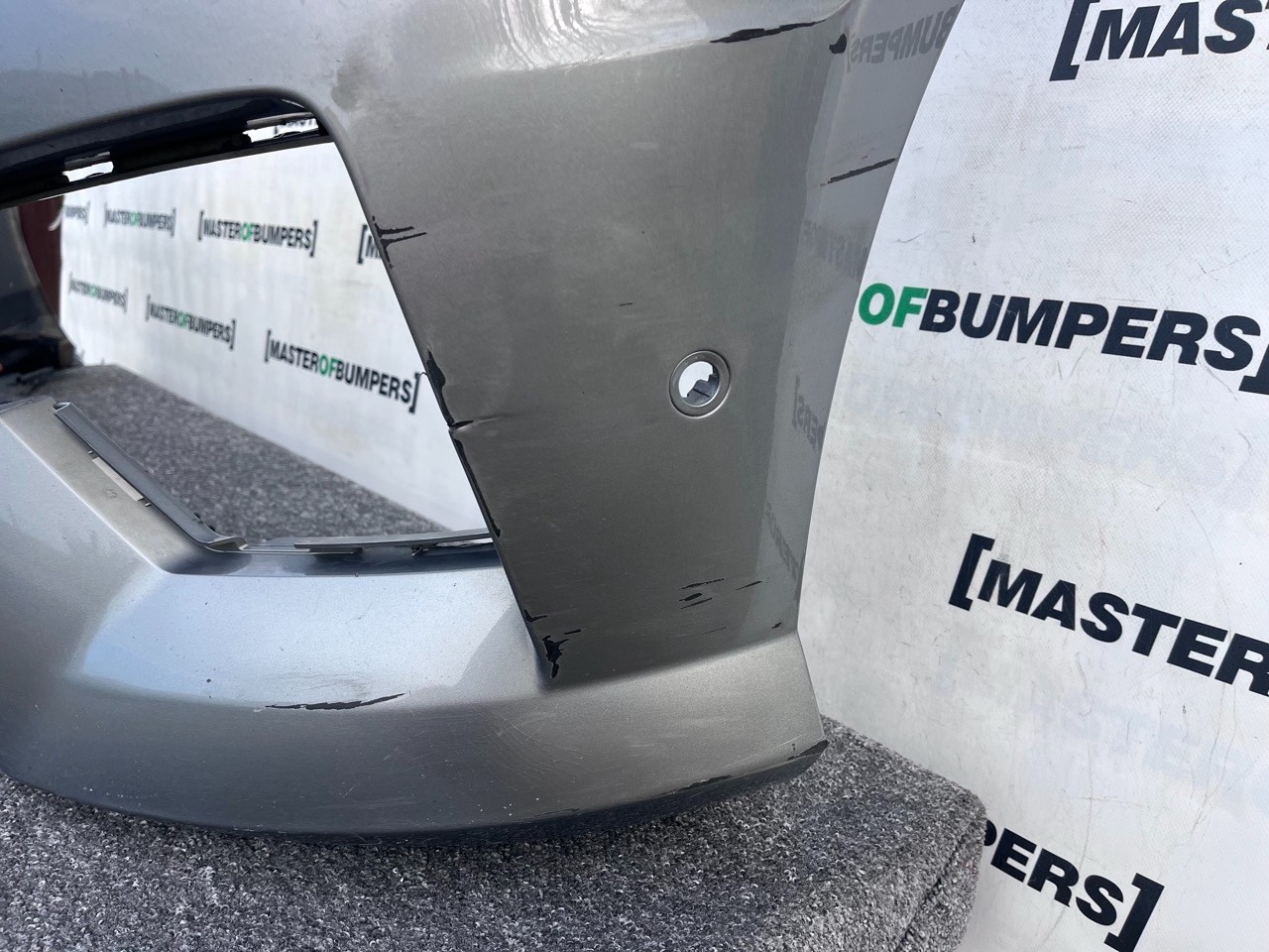 Mercedes Ml A166 Amg Line 2012-2016 Front Bumper 6 Pdc + Jets Genuine [e323]