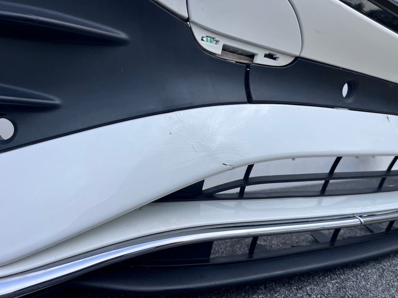 Mercedes Eqb Amg Sport A243 Electric Suv 2023-2026 Front Bumper Genuine [e364]