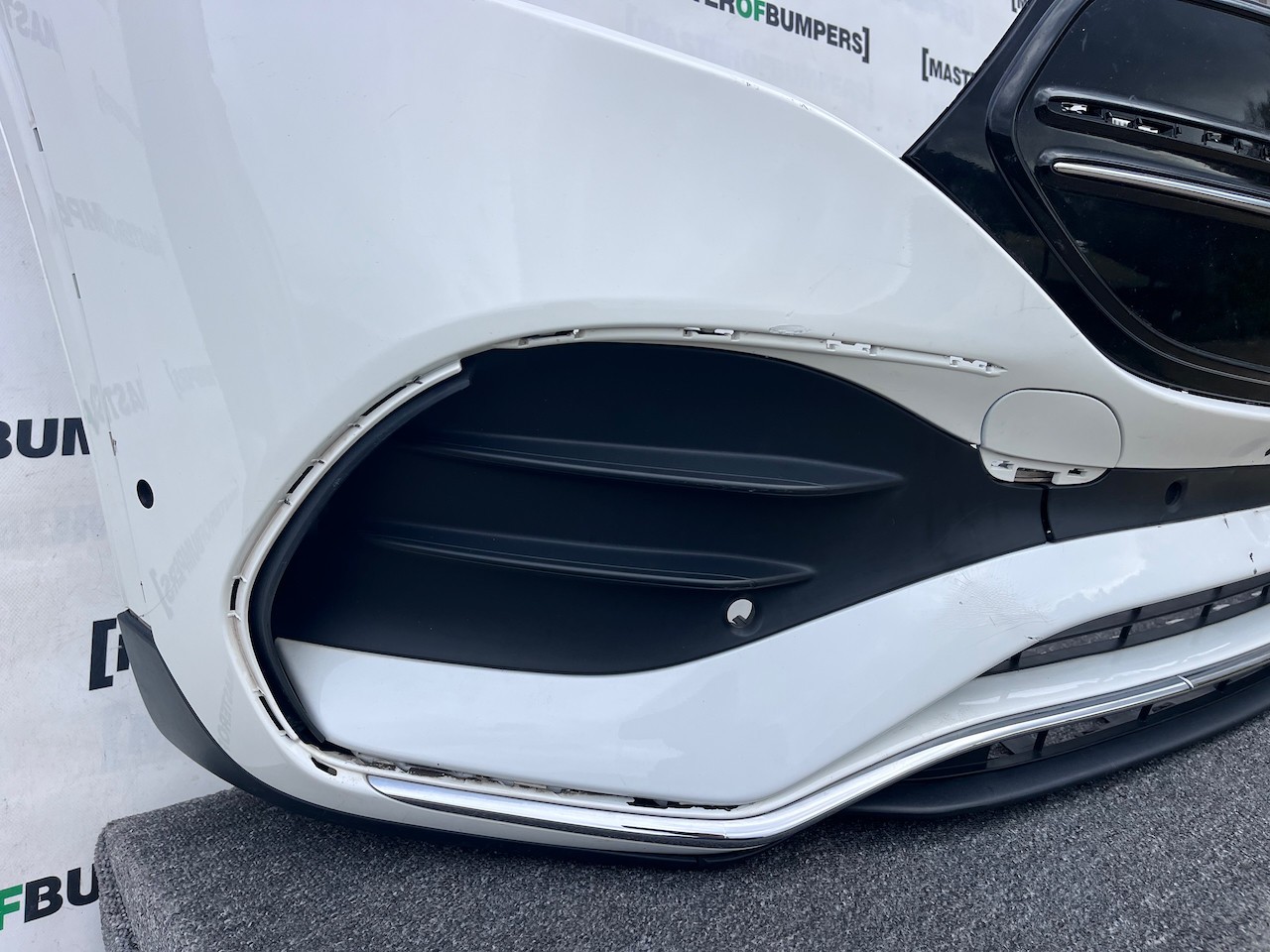 Mercedes Eqb Amg Sport A243 Electric Suv 2023-2026 Front Bumper Genuine [e364]