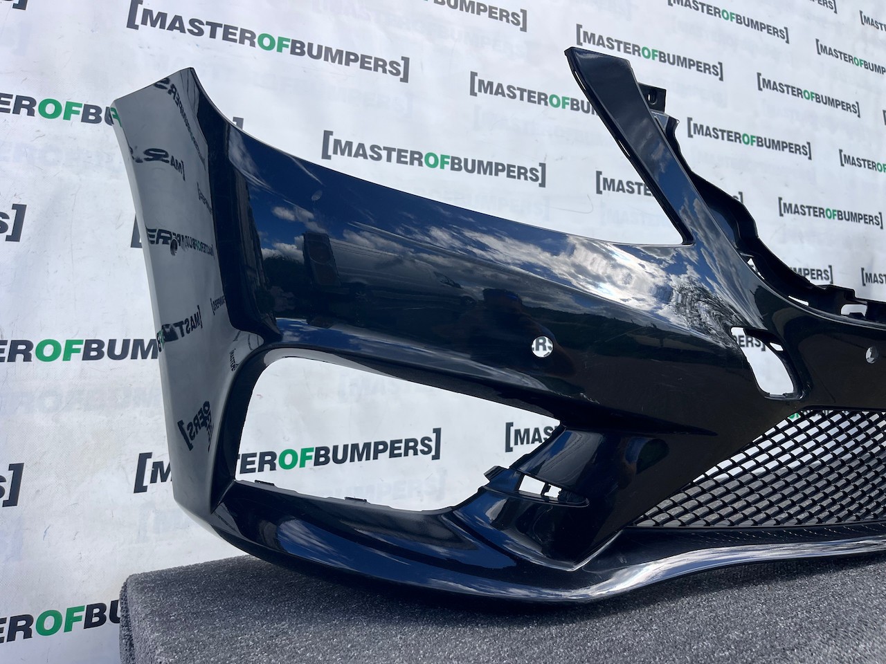Mercedes S Class Amg A222 Saloon 2014-2016 Front Bumper 6 Pdc Genuine [e381]