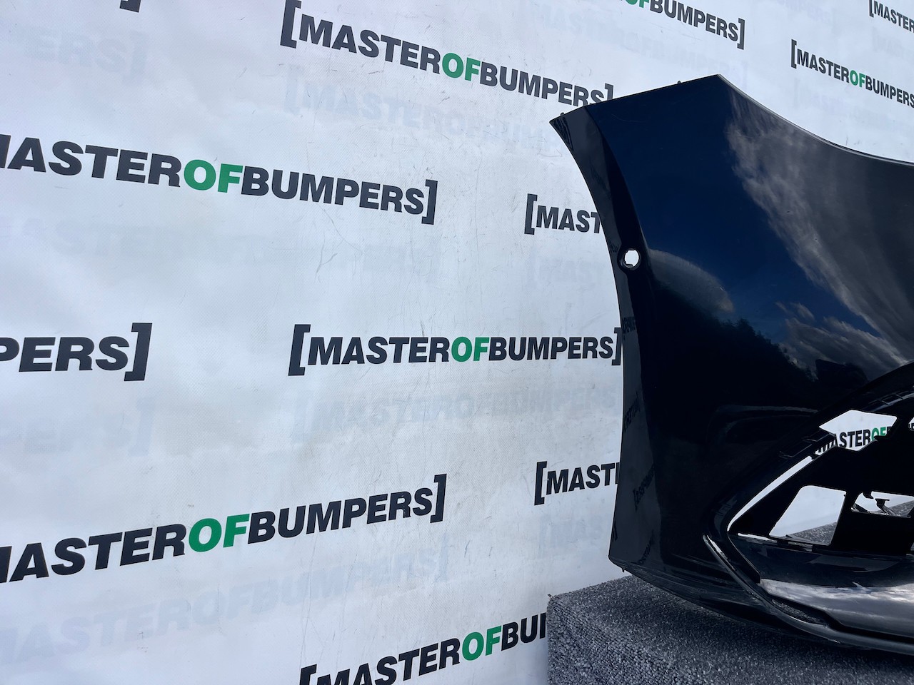 Mercedes E Class Amg Saloon A214 2024-2027 Front Bumper 6 Pdc Genuine [e384]