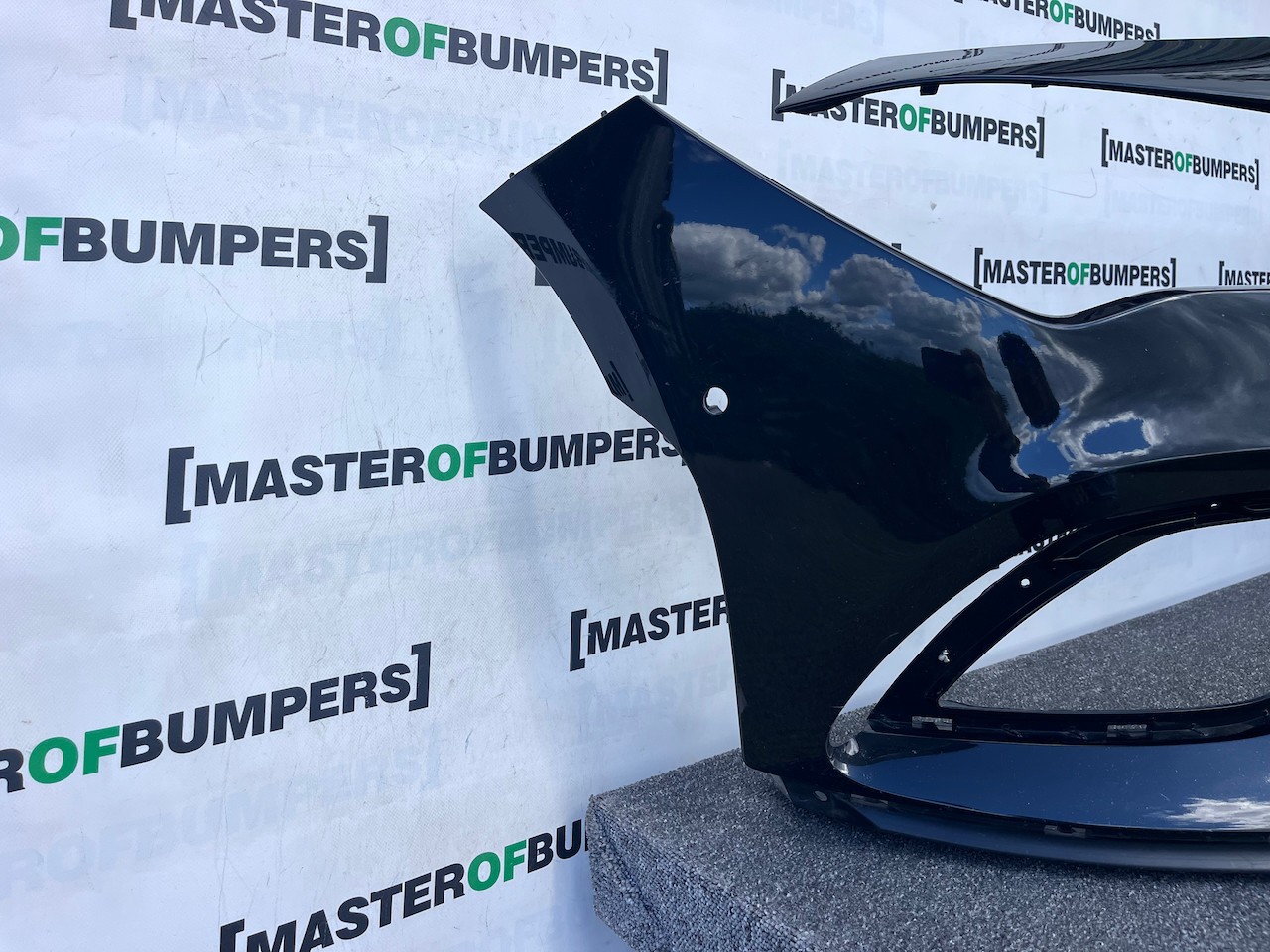 Mercedes Cla Amg Line A118 Shooting Brake 2019-2023 Front Bumper Genuine [e390]