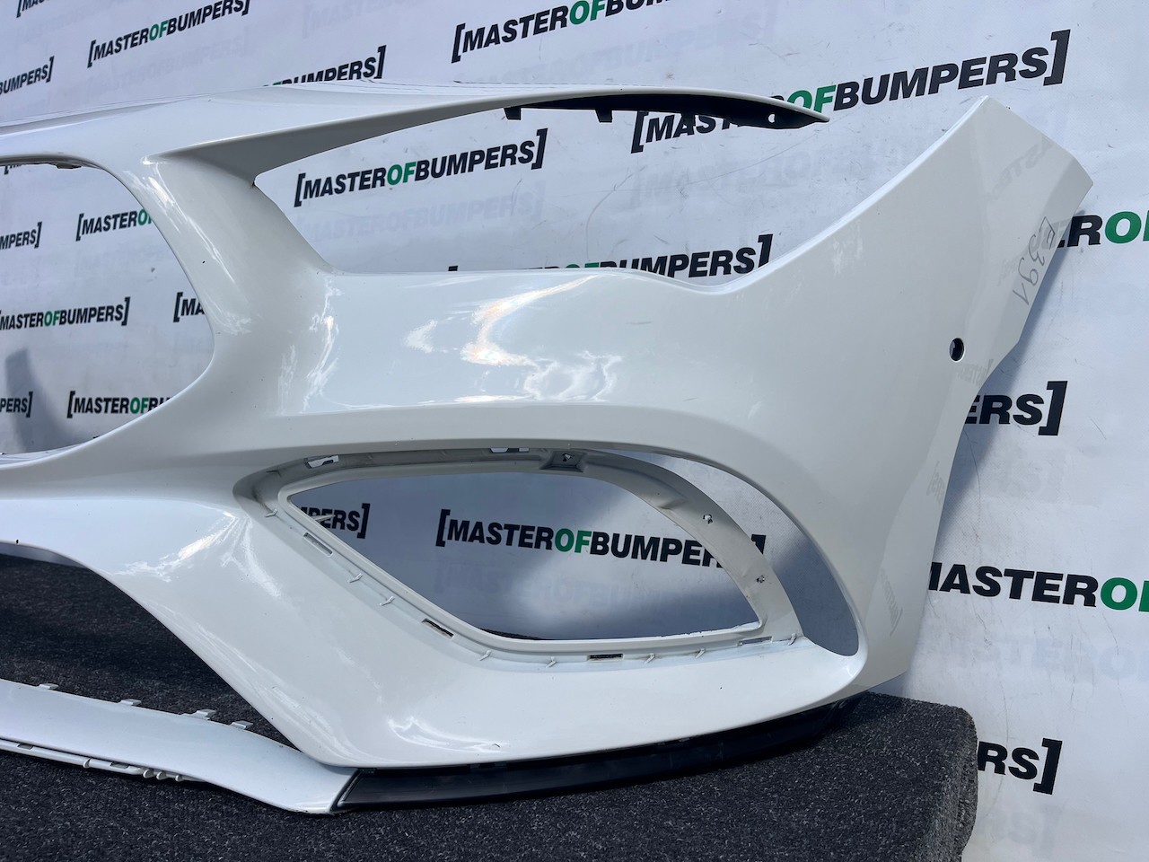 Mercedes Cla Amg Line A118 Shooting Brake 2019-2023 Front Bumper Genuine [e391]