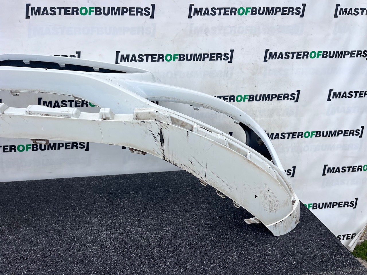 Mercedes C Class Amg Sport A205 2015-2018 Front Bumper 6 Pdc Genuine [e431]
