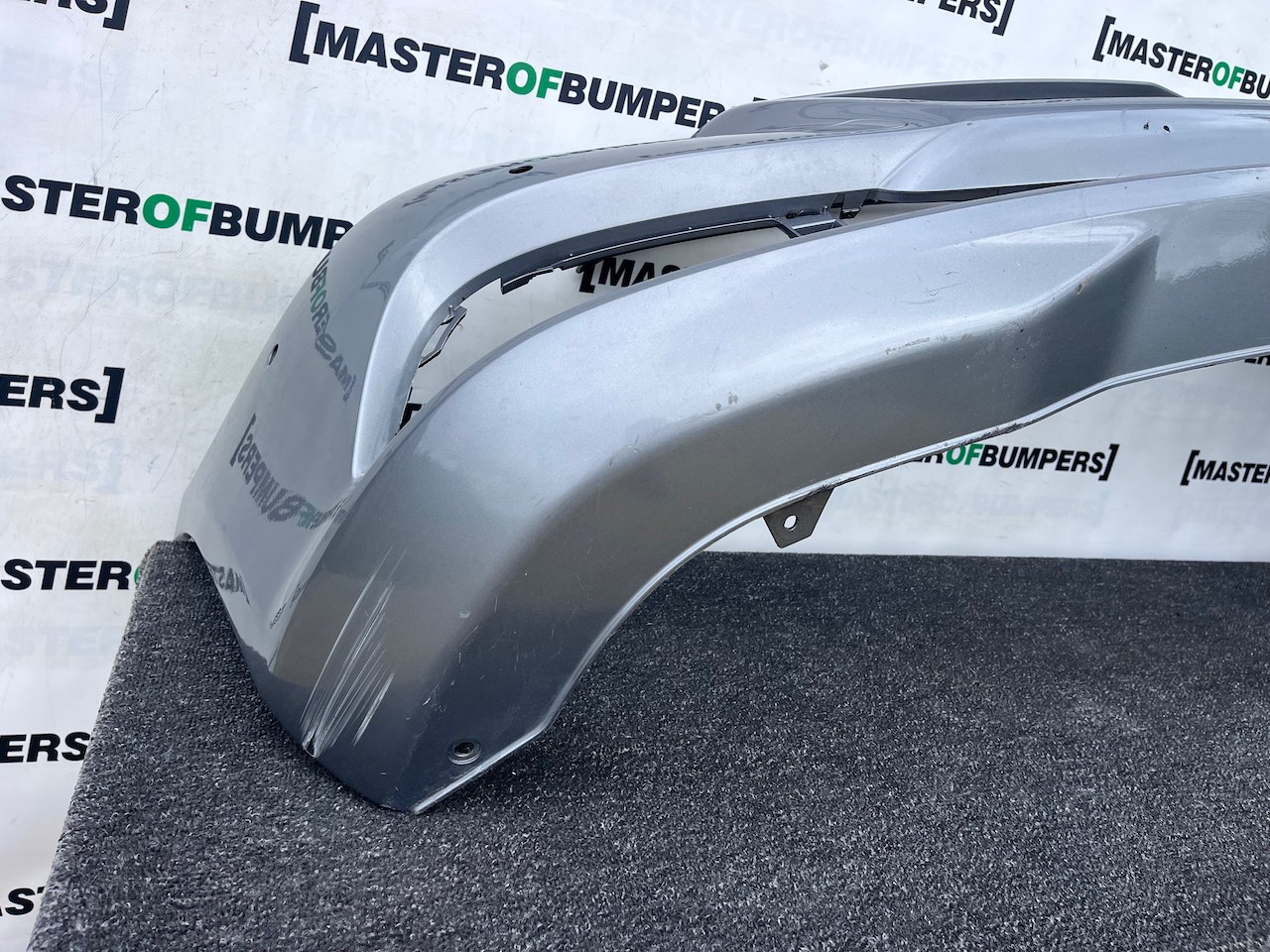 Mercedes Slk Se A172 Mk3 Cabrio 2012-2015 Front Bumper 6 Pdc Genuine [e436]