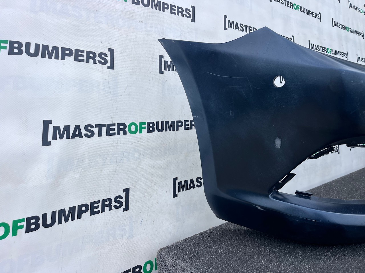 Mercedes Slk Se A172 Mk3 Cabrio 2012-2015 Front Bumper 6 Pdc Genuine [e437]