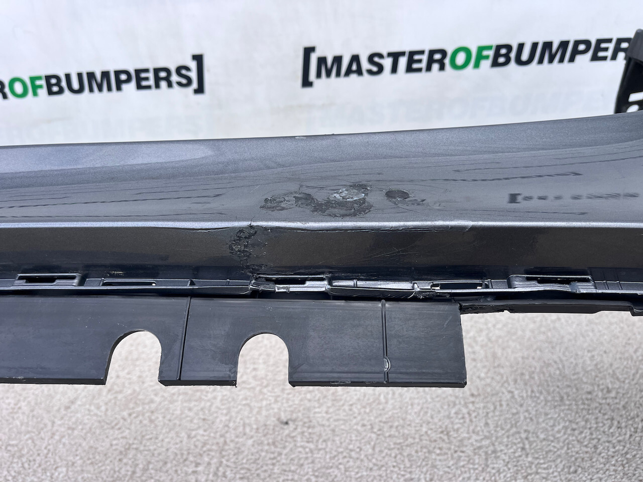 Mercedes Glc Amg Sport A253 4matic 2015-2018 Front Bumper 6 Pdc Genuine [e221]