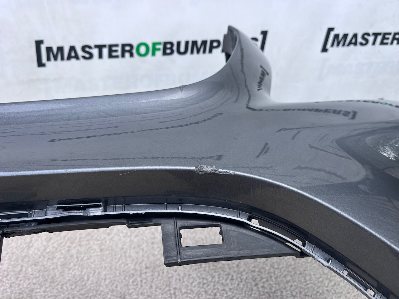 Mercedes Glc Amg Sport A253 4matic 2015-2018 Front Bumper 6 Pdc Genuine [e221]