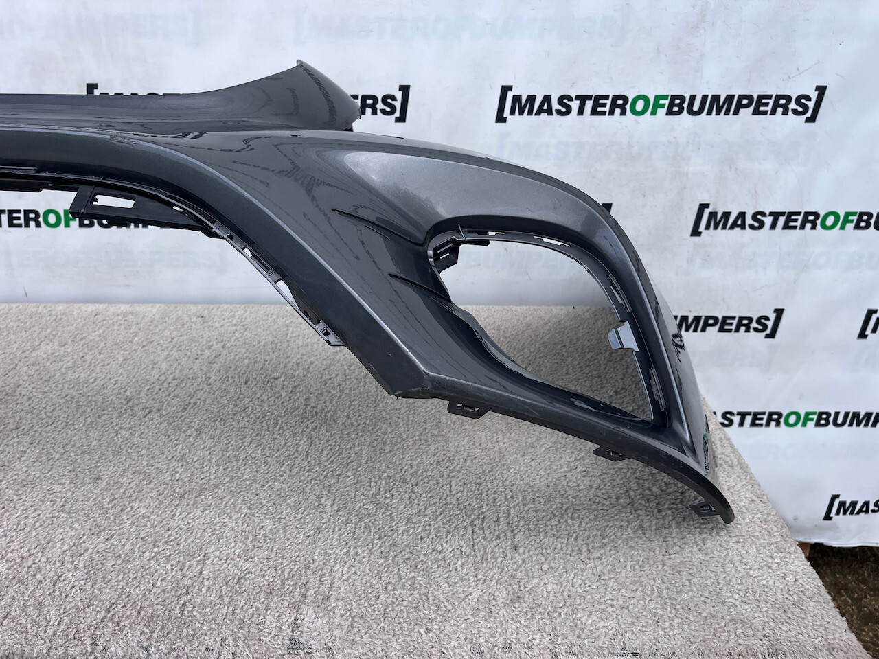 Mercedes Glc Amg Sport A253 4matic 2015-2018 Front Bumper 6 Pdc Genuine [e221]