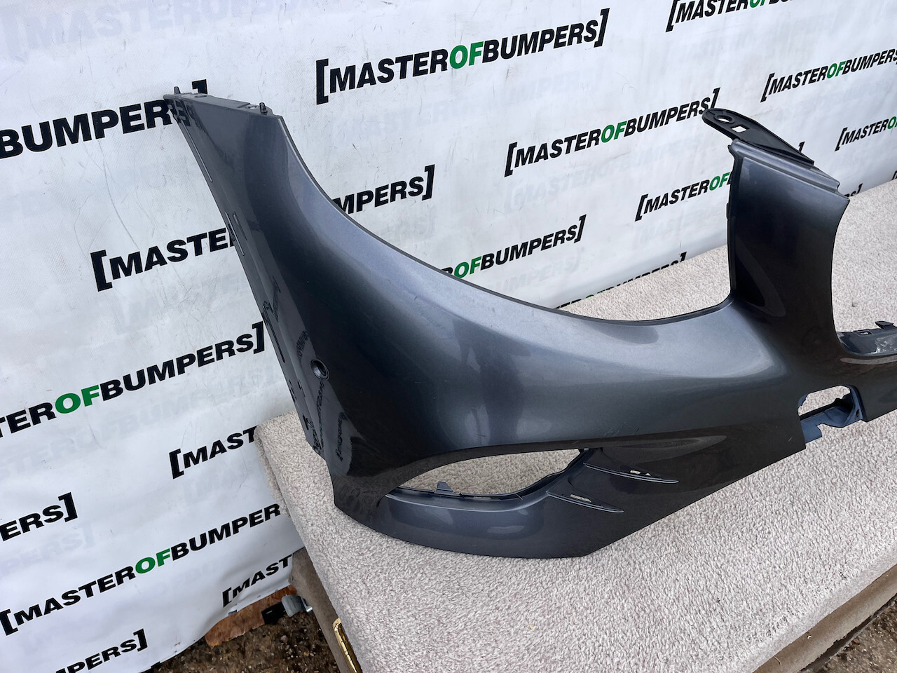 Mercedes Glc Amg Sport A253 4matic 2015-2018 Front Bumper 6 Pdc Genuine [e221]