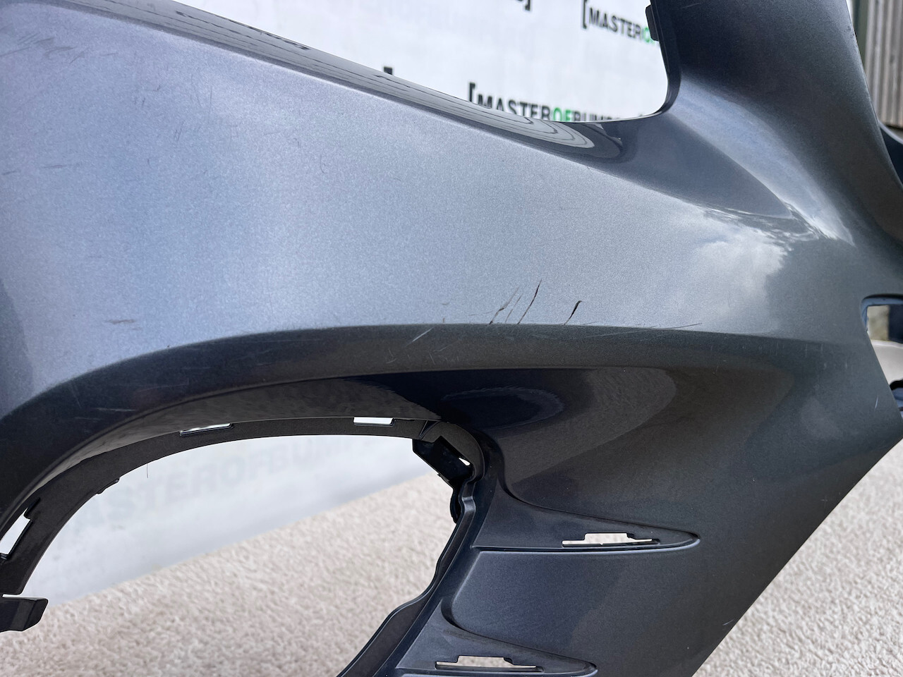 Mercedes Glc Amg Sport A253 4matic 2015-2018 Front Bumper 6 Pdc Genuine [e221]