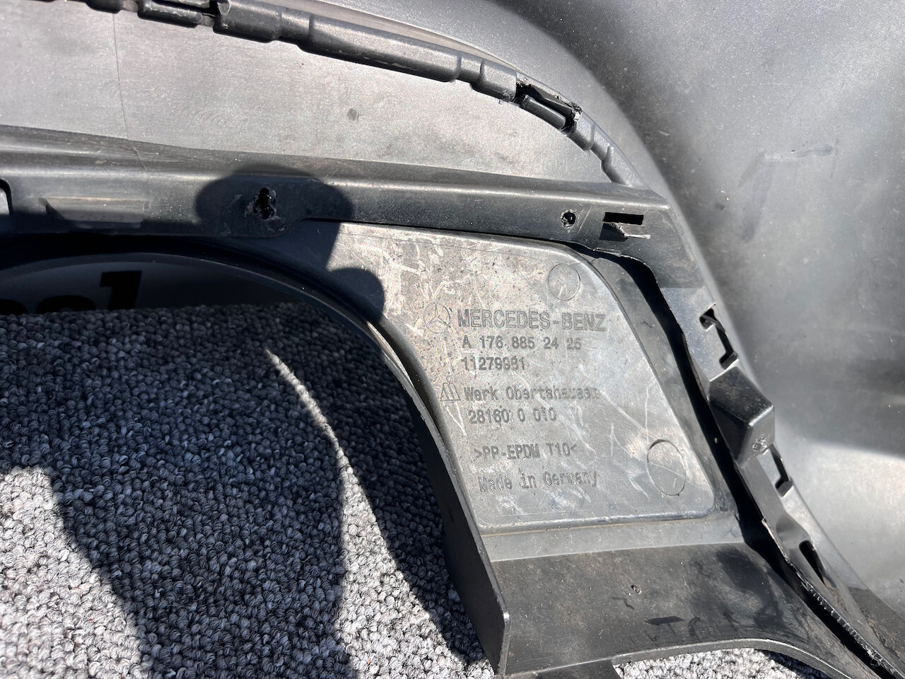 Mercedes A Class Amg Sport A176 Hatc 2012-2015 Rear Bumper 6 Pdc Genuine [e229]