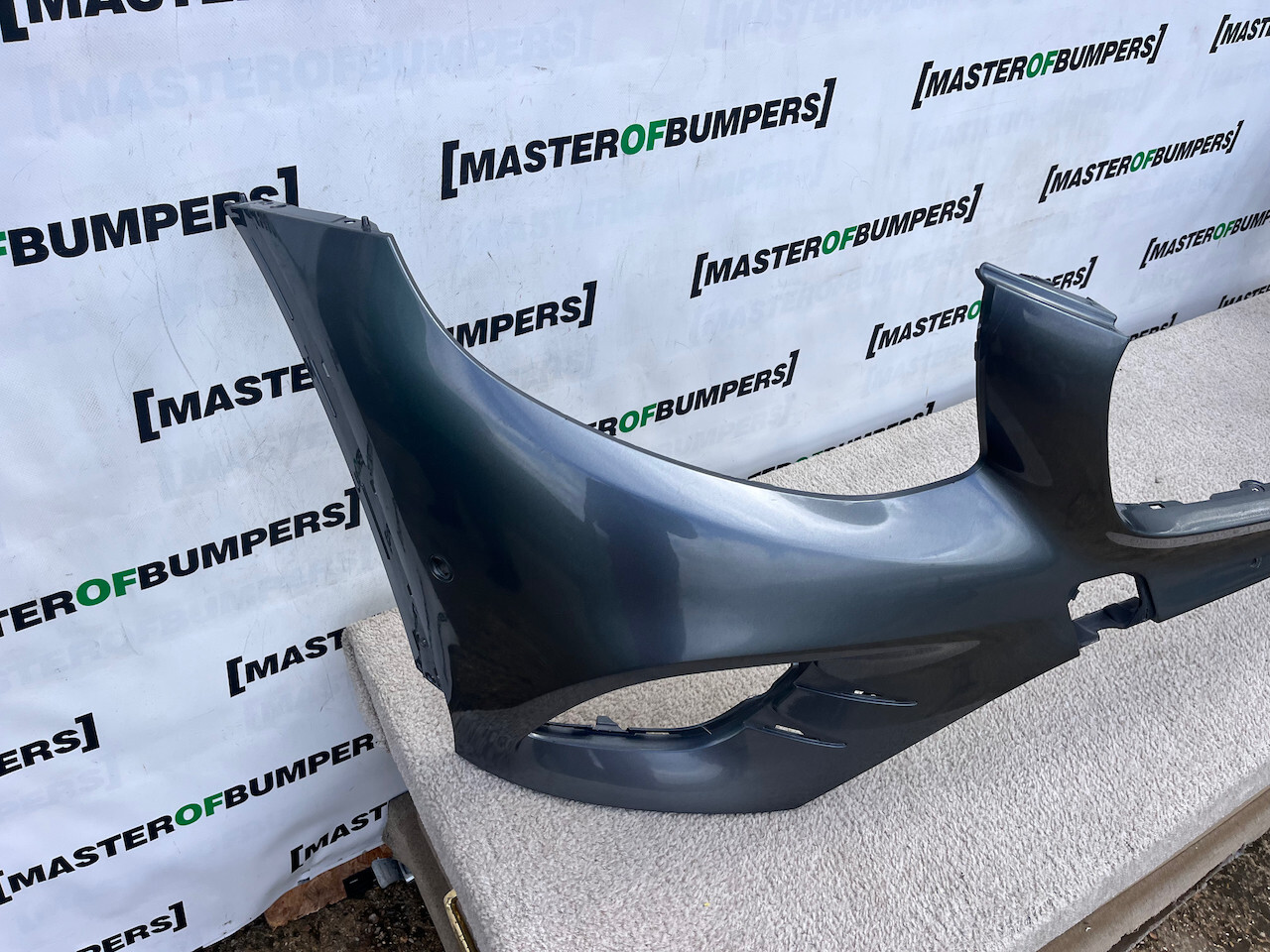 Mercedes Glc Amg Sport A253 4matic 2015-2018 Front Bumper 6 Pdc Genuine [e220]