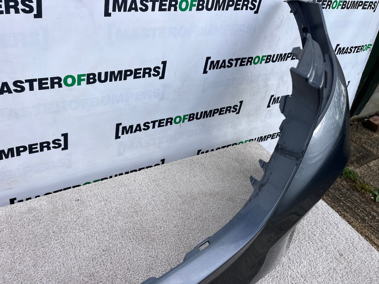 Mercedes Glc Amg Sport A253 4matic 2015-2018 Front Bumper 6 Pdc Genuine [e220]