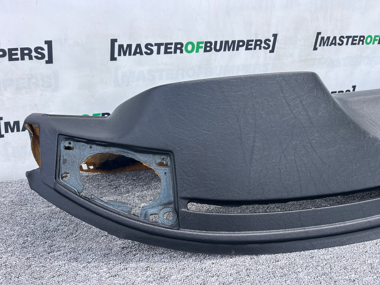 Mercedes-benz Sec 500 560 420 380 Sel W126 1981-1990 Dashboard Black Vgc Genuine Mercedes-benz Sec 500 560 420 380 Sel W126 1981-1990 Dashboard Black Vgc Genuine