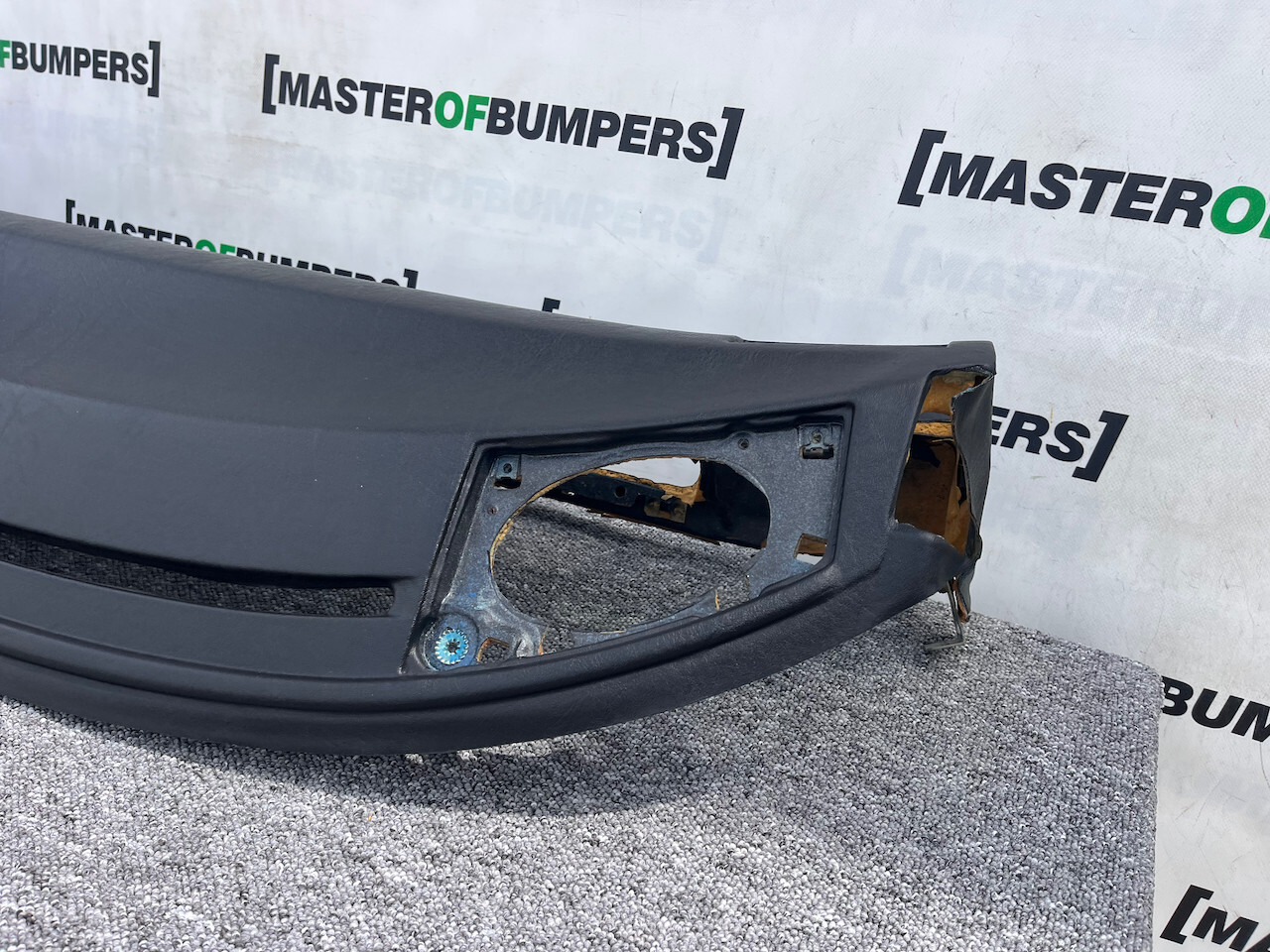 Mercedes-benz Sec 500 560 420 380 Sel W126 1981-1990 Dashboard Black Vgc Genuine Mercedes-benz Sec 500 560 420 380 Sel W126 1981-1990 Dashboard Black Vgc Genuine
