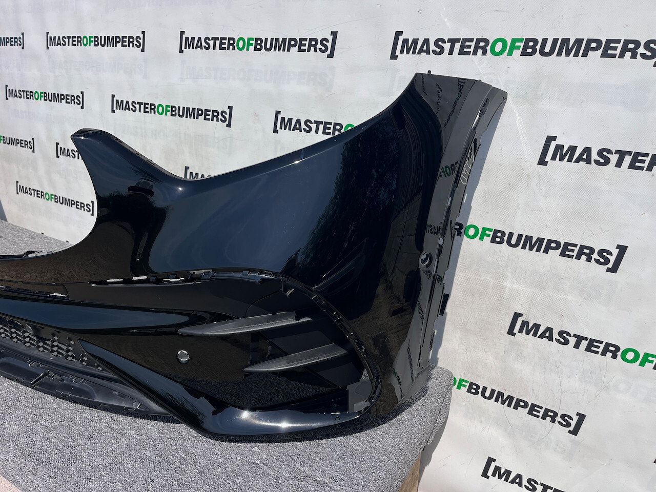 Mercedes Glc Amg Sport X254 A254 2024-on Front Bumper 6 Pdc Genuine [e240]