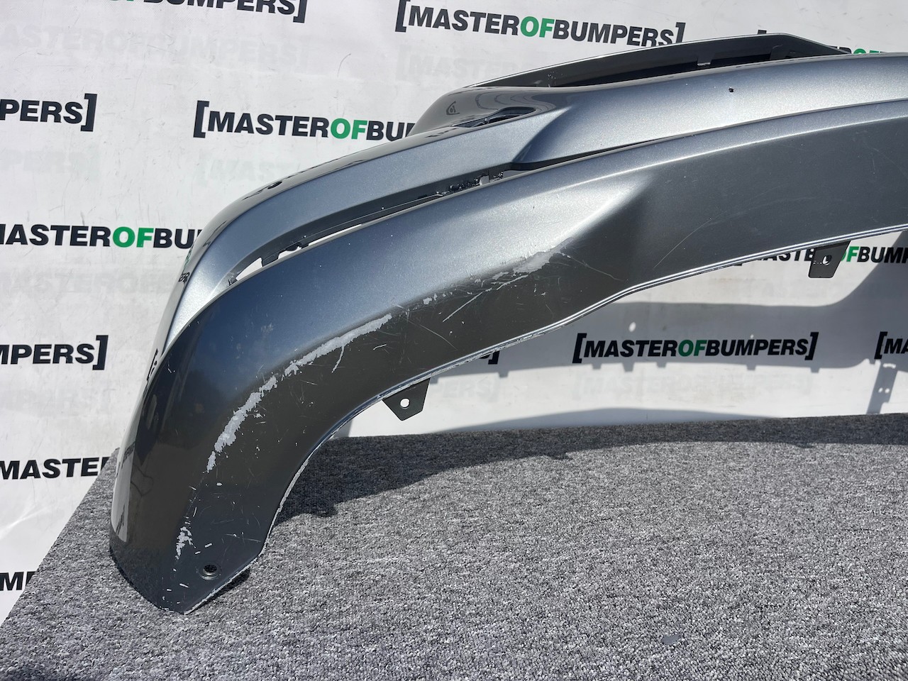 Mercedes Slk Se A172 Mk3 Cabrio 2012-2015 Front Bumper 6 Pdc Genuine [e269]