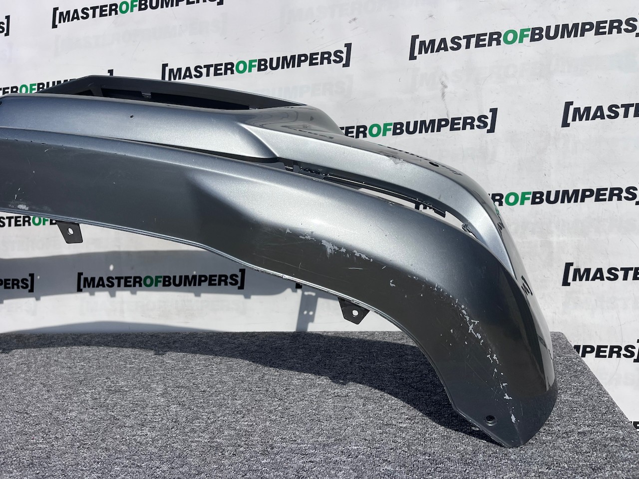 Mercedes Slk Se A172 Mk3 Cabrio 2012-2015 Front Bumper 6 Pdc Genuine [e269]