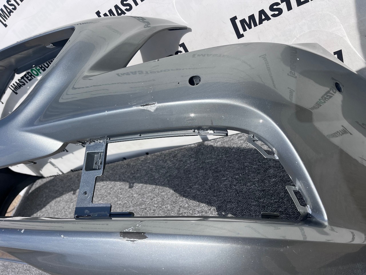 Mercedes Slk Se A172 Mk3 Cabrio 2012-2015 Front Bumper 6 Pdc Genuine [e269]