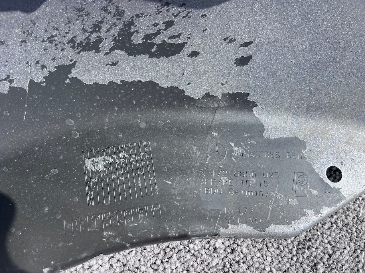 Mercedes Slk Se A172 Mk3 Cabrio 2012-2015 Front Bumper 6 Pdc Genuine [e269]