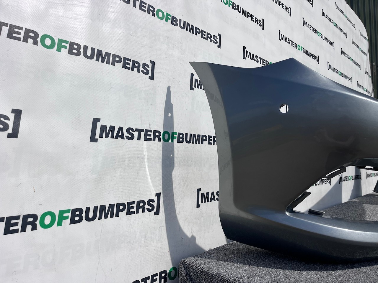 Mercedes Slk Se A172 Mk3 Cabrio 2012-2015 Front Bumper 6 Pdc Genuine [e269]