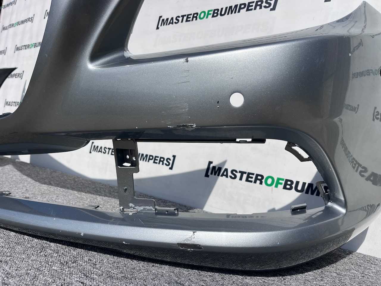 Mercedes Slk Se A172 Mk3 Cabrio 2012-2015 Front Bumper 6 Pdc Genuine [e269]