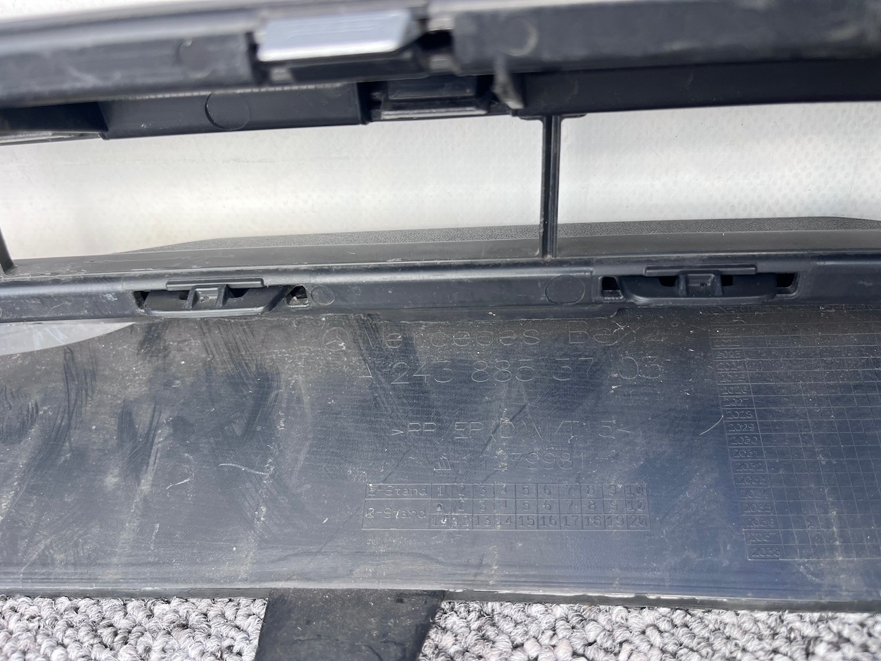 Mercedes Eqb Amg Sport A243 Electric Suv 2023-on Front Bumper Genuine [e132]