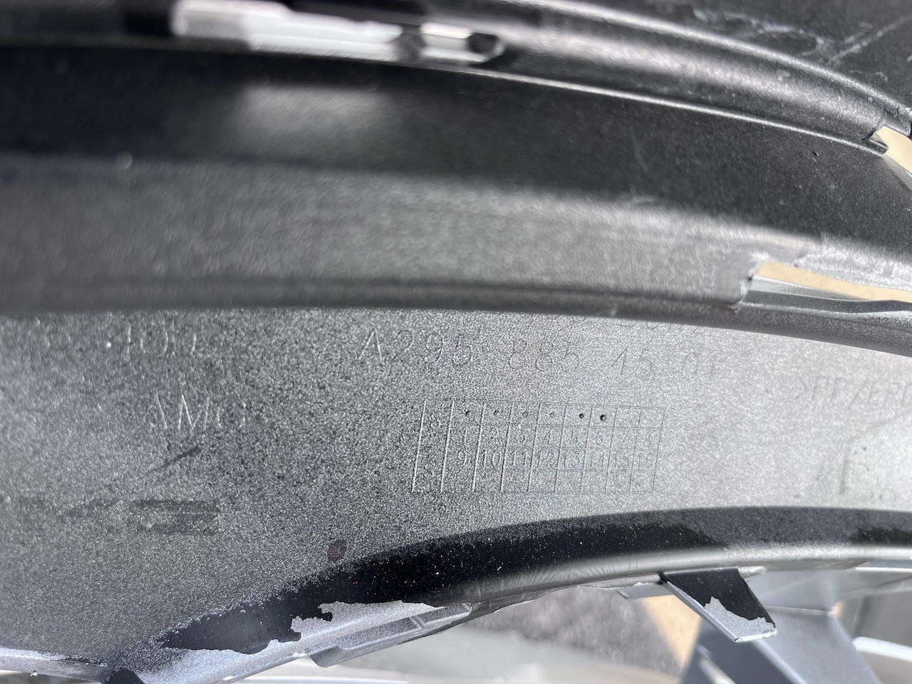 Mercedes Eqe Amg Sport A295 Electric 2022-on Front Bumper 6 Pdc Genuine [e288]