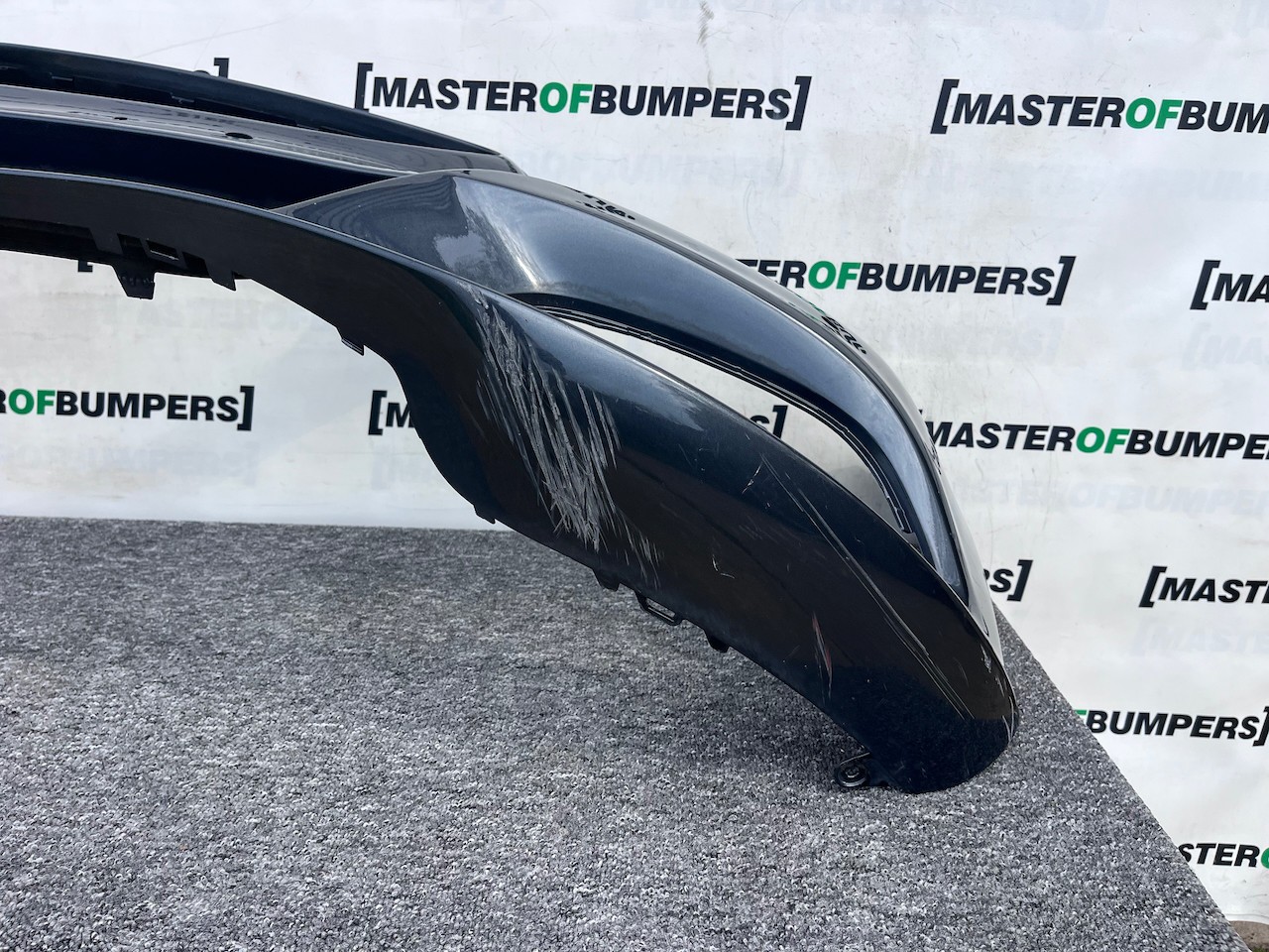 Mercedes C Class Se A205 Premium 2015-2018 Front Bumper 6 Pdc Genuine [e295]