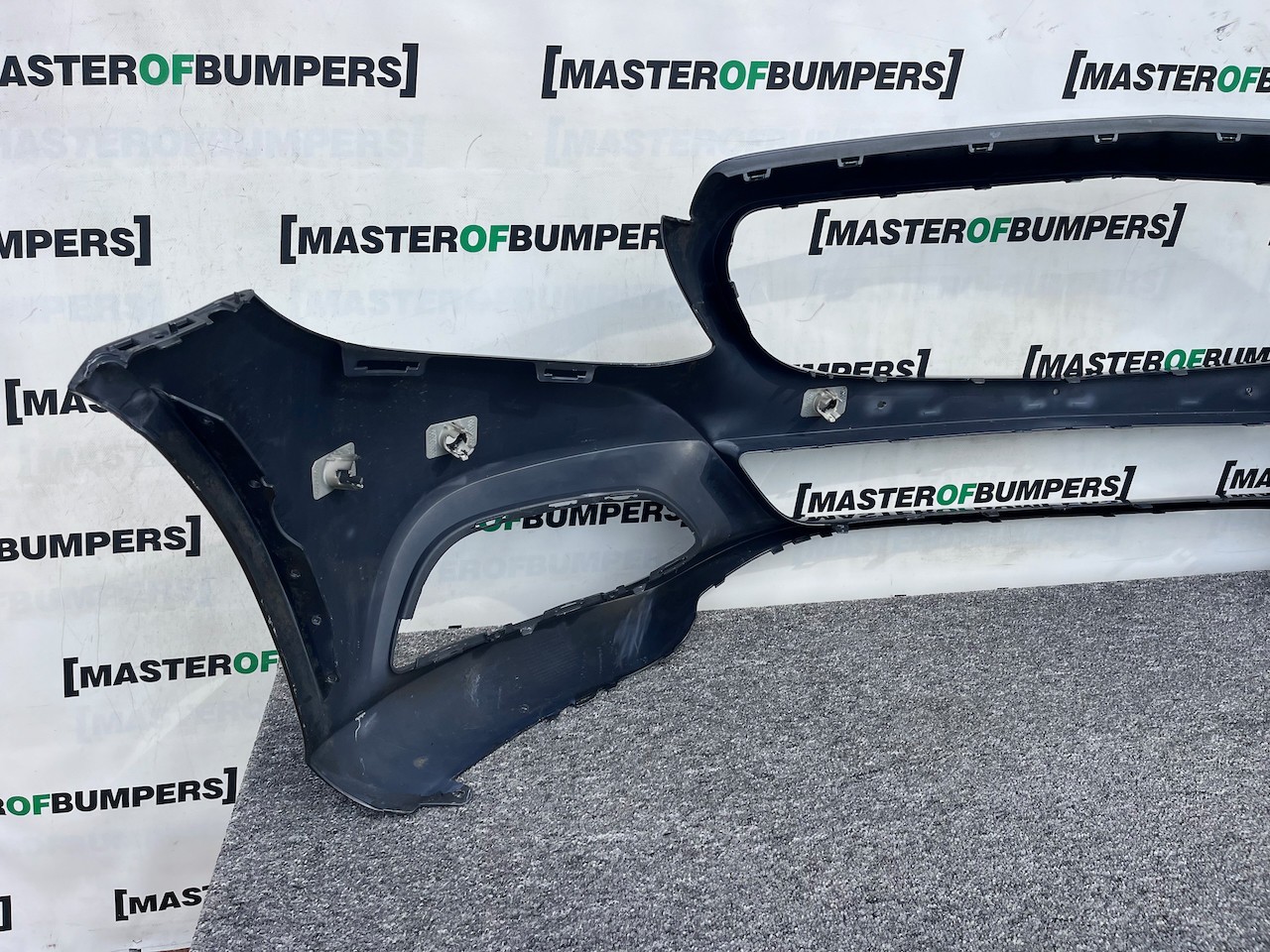 Mercedes C Class Se A205 Premium 2015-2018 Front Bumper 6 Pdc Genuine [e295]