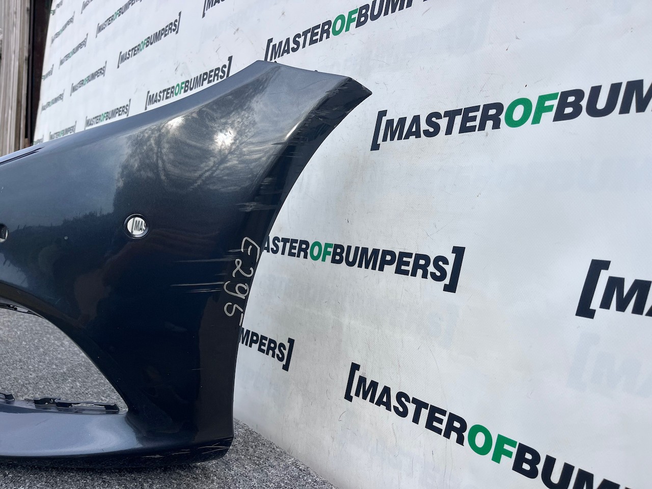 Mercedes C Class Se A205 Premium 2015-2018 Front Bumper 6 Pdc Genuine [e295]