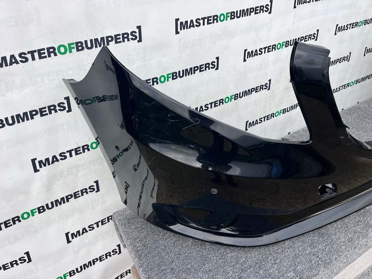 Mercedes Vito Premium Tourer A447 2015-2022 Front Bumper 6 Pdc Genuine [e307]