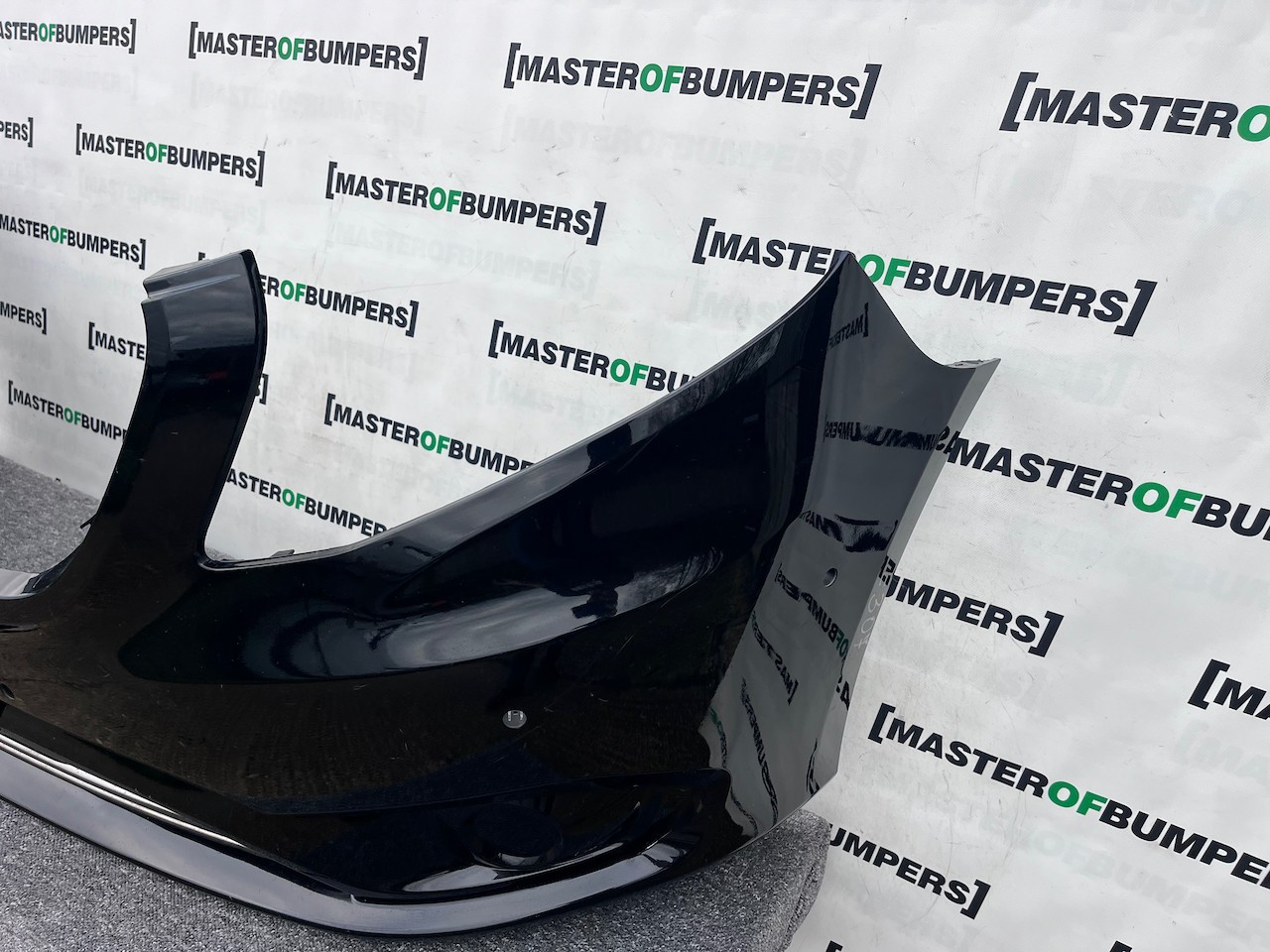 Mercedes Vito Premium Tourer A447 2015-2022 Front Bumper 6 Pdc Genuine [e307]