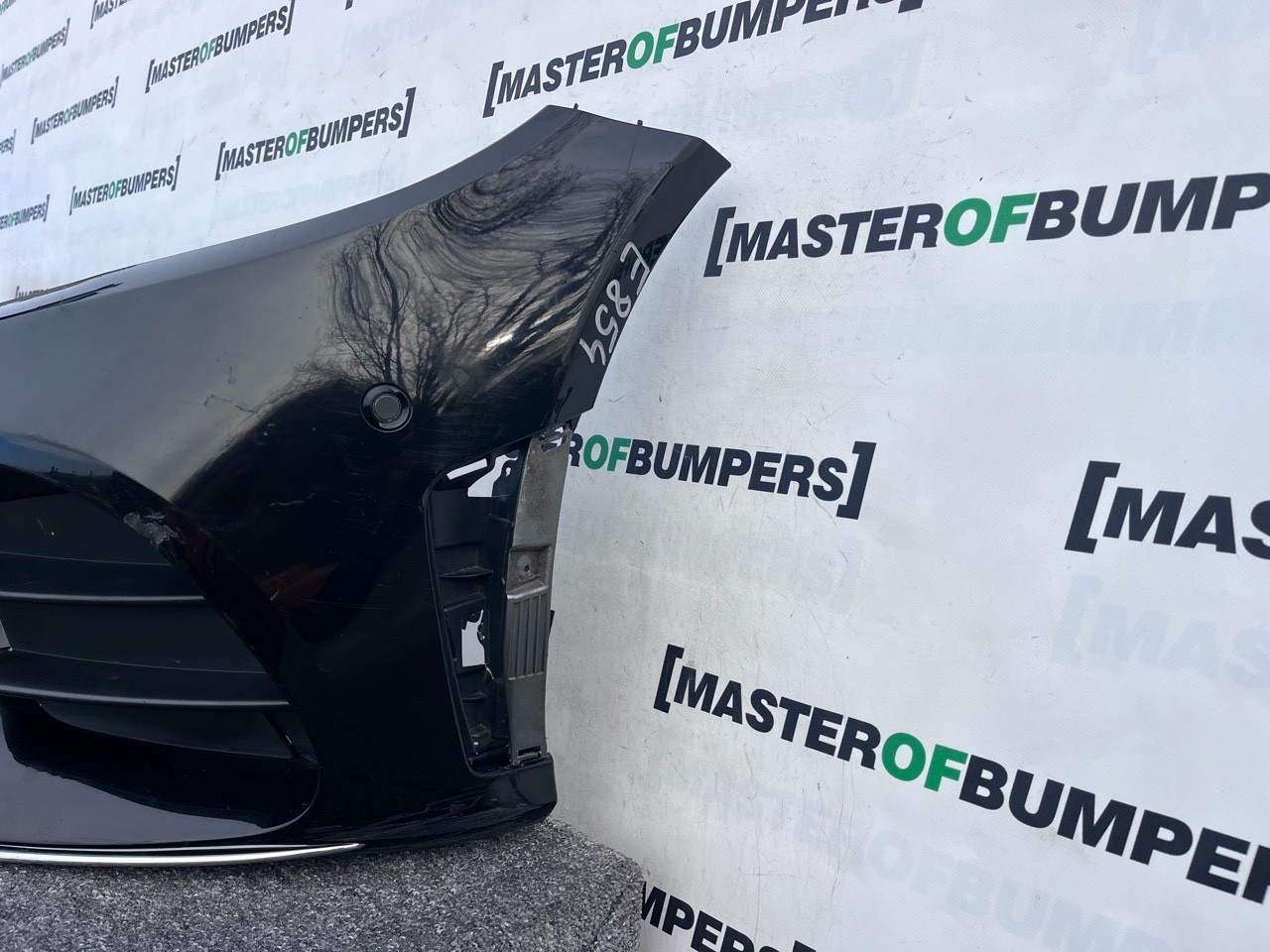 Mercedes C Class Amg A205 Facelift 2019-2022 Front Bumper 6 Pdc Genuine [e854]