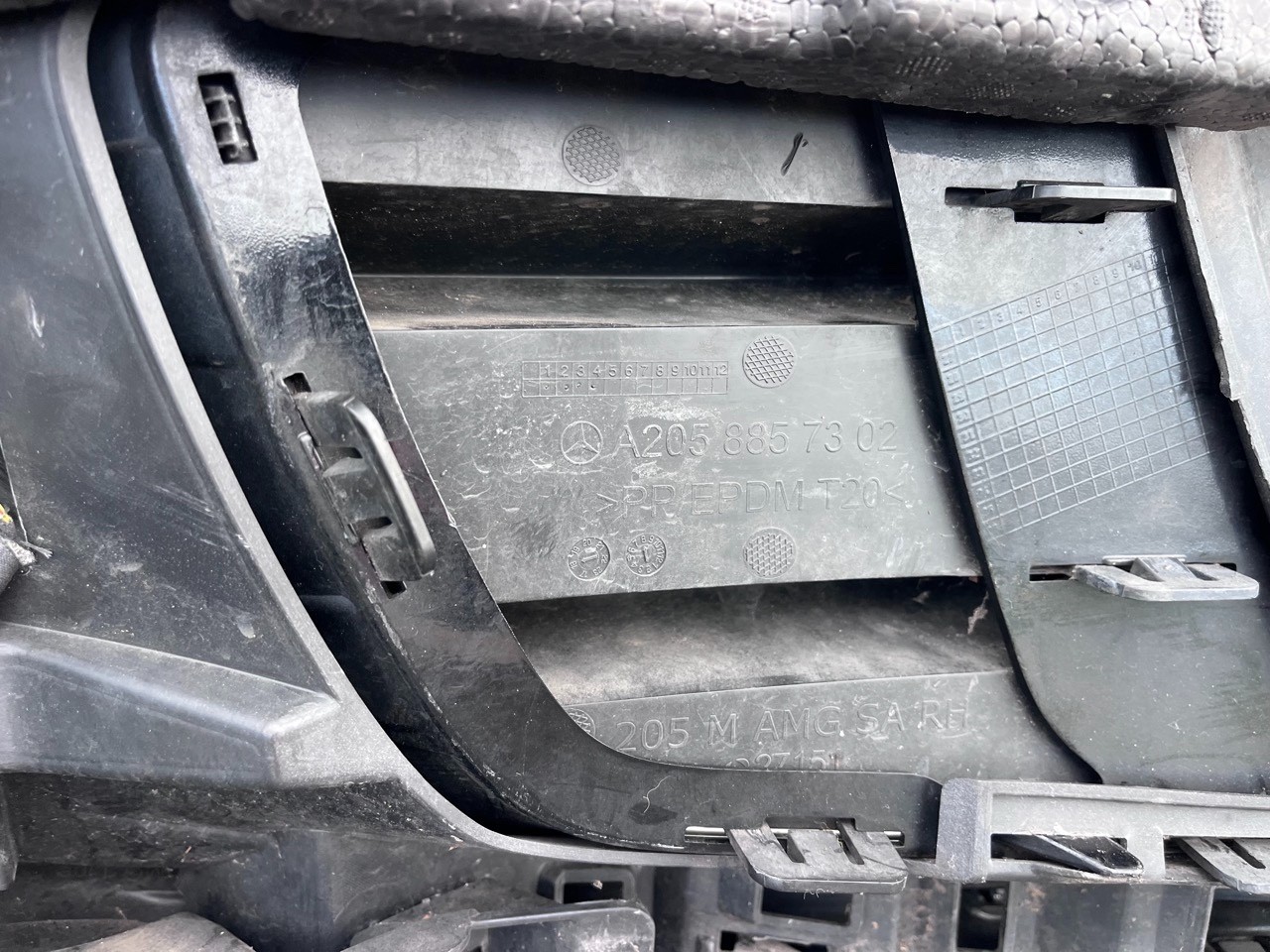 Mercedes C Class Amg A205 Facelift 2019-2022 Front Bumper 6 Pdc Genuine [e854]