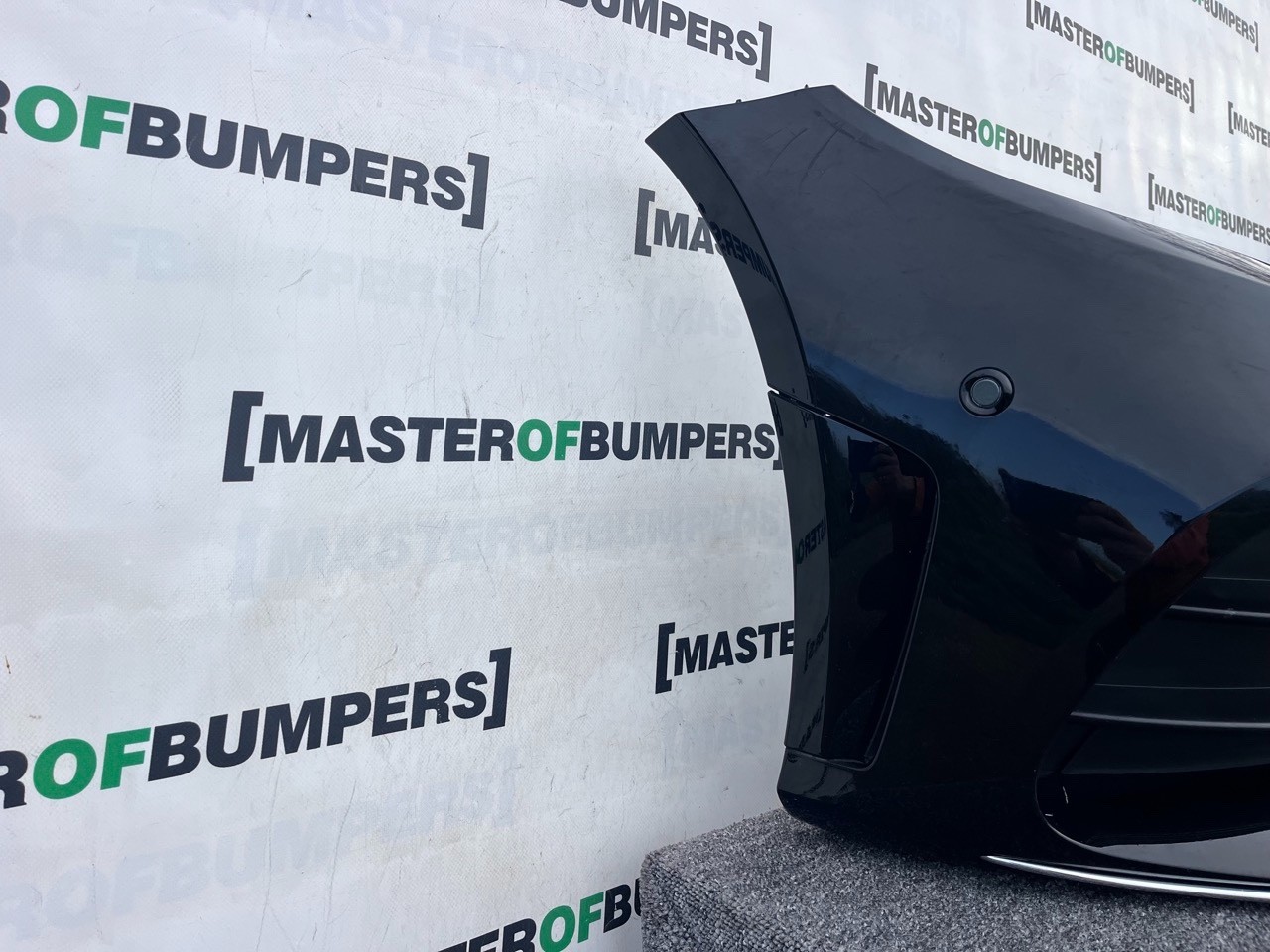 Mercedes C Class Amg A205 Facelift 2019-2022 Front Bumper 6 Pdc Genuine [e854]